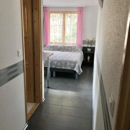 Pearl Guest house *