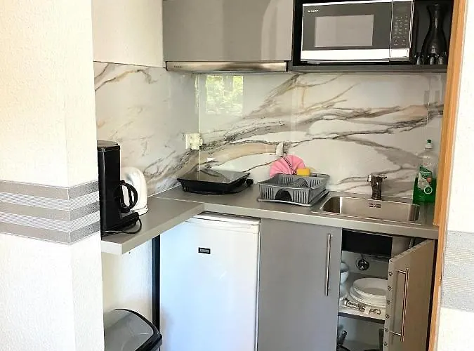 Pearl Pensión 3*